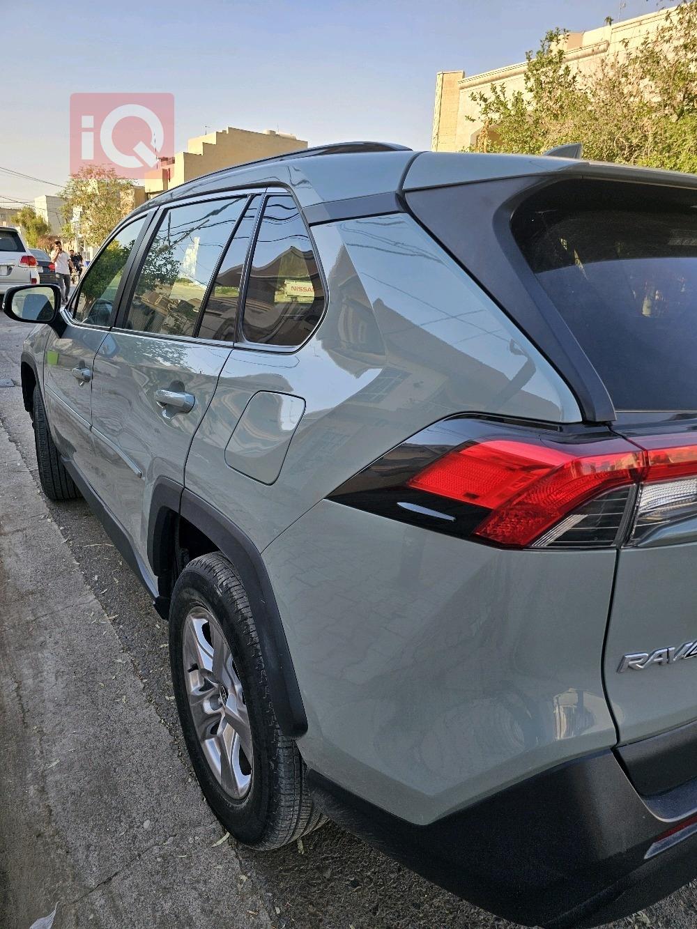 تۆیۆتا ڕاڤ 4